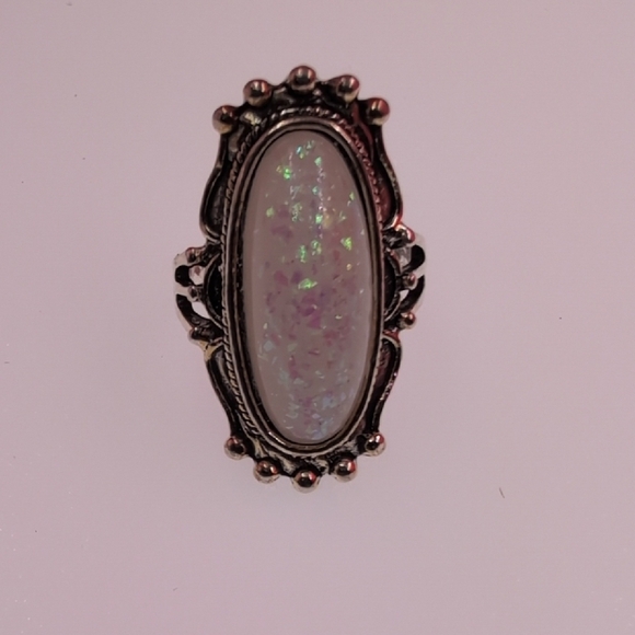 Elegant Faux Opal Ring - Refined & Classic Look Size 8 - Picture 4 of 8